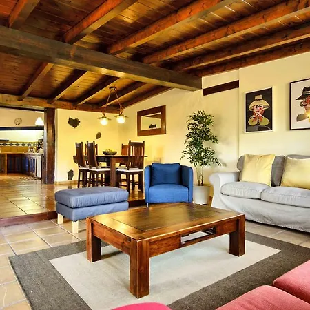 Casa Amaia Nyaraló